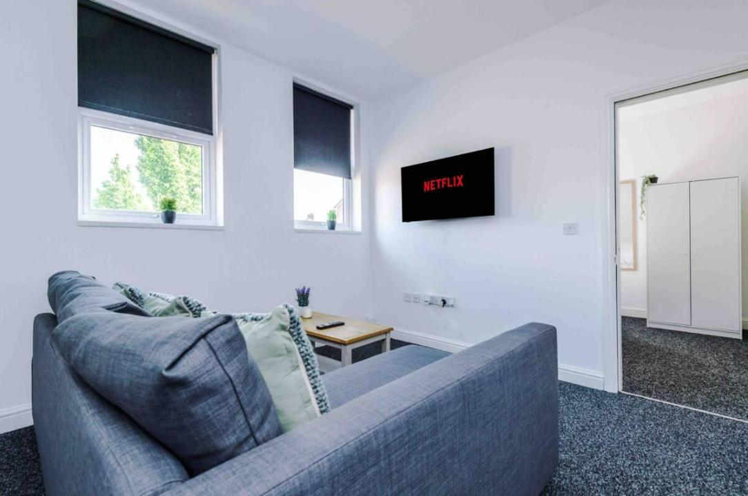Spacious One-Bedroom Apartment In Saint Helens St Helens  Exterior foto